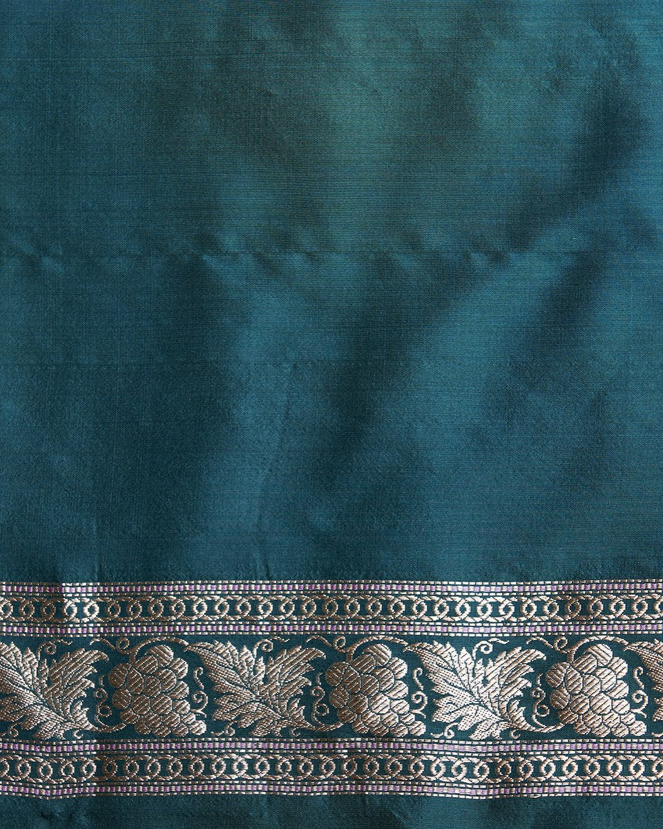 Mustard_Handloom_Pure_Katan_Silk_Saree_With_Green_Broad_Border_WeaverStory_05