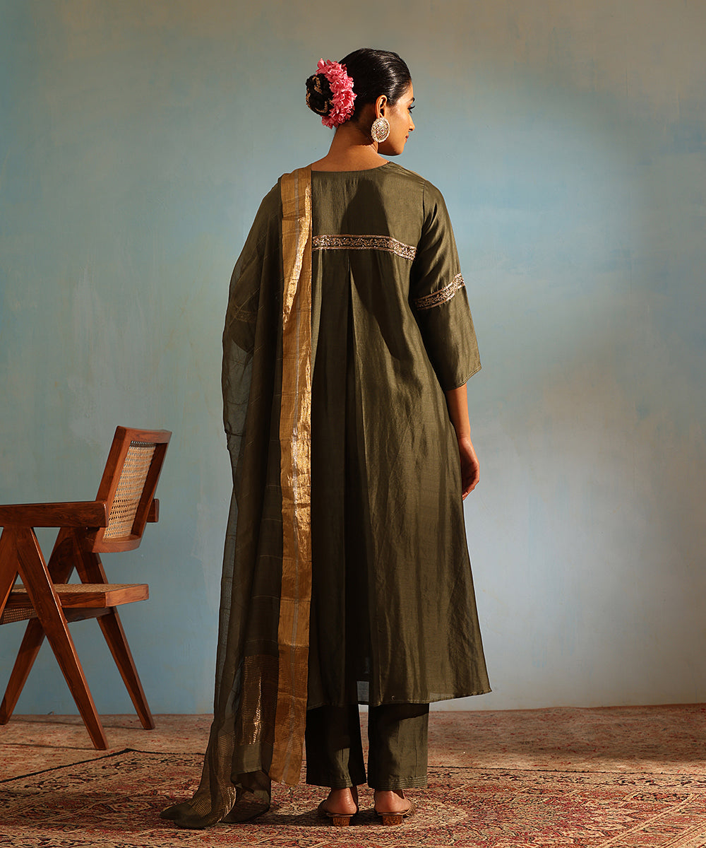 Handloom_Olive_Green_Chanderi_Silk_Kurta_With_Pants_And_Dupatta_WeaverStory_03