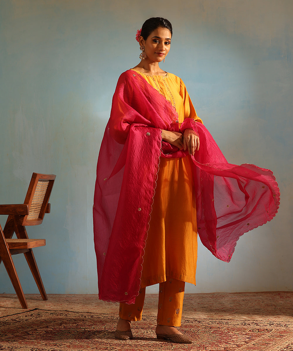 Yellow_Handloom_Chanderi_Silk_Kurta_With_Pants_And_Hot_Pink_Organza_Dupatta_WeaverStory_01