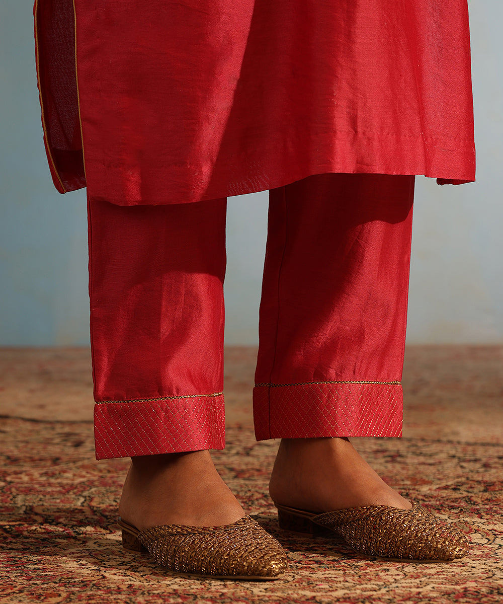 Fuchsia_Pink_Handloom_Chanderi_Silk_Kurta_With_Pants_And_Embroidered_Dupatta_WeaverStory_07