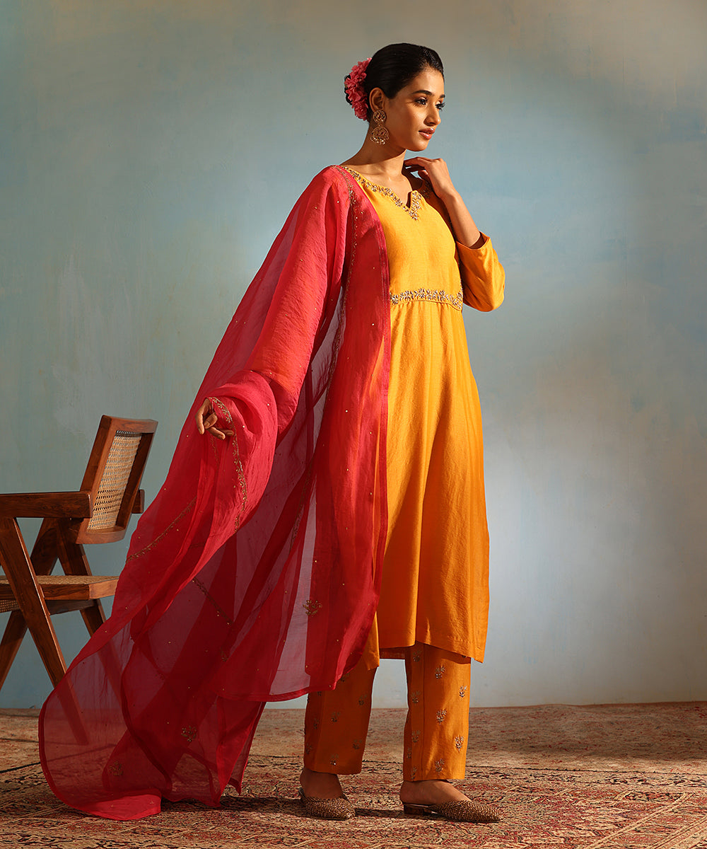 Yellow_Handloom_Chanderi_Silk_Kurta_With_Pants_And_Fuchsia_Pink_Embroidered_Dupatta_WeaverStory_01