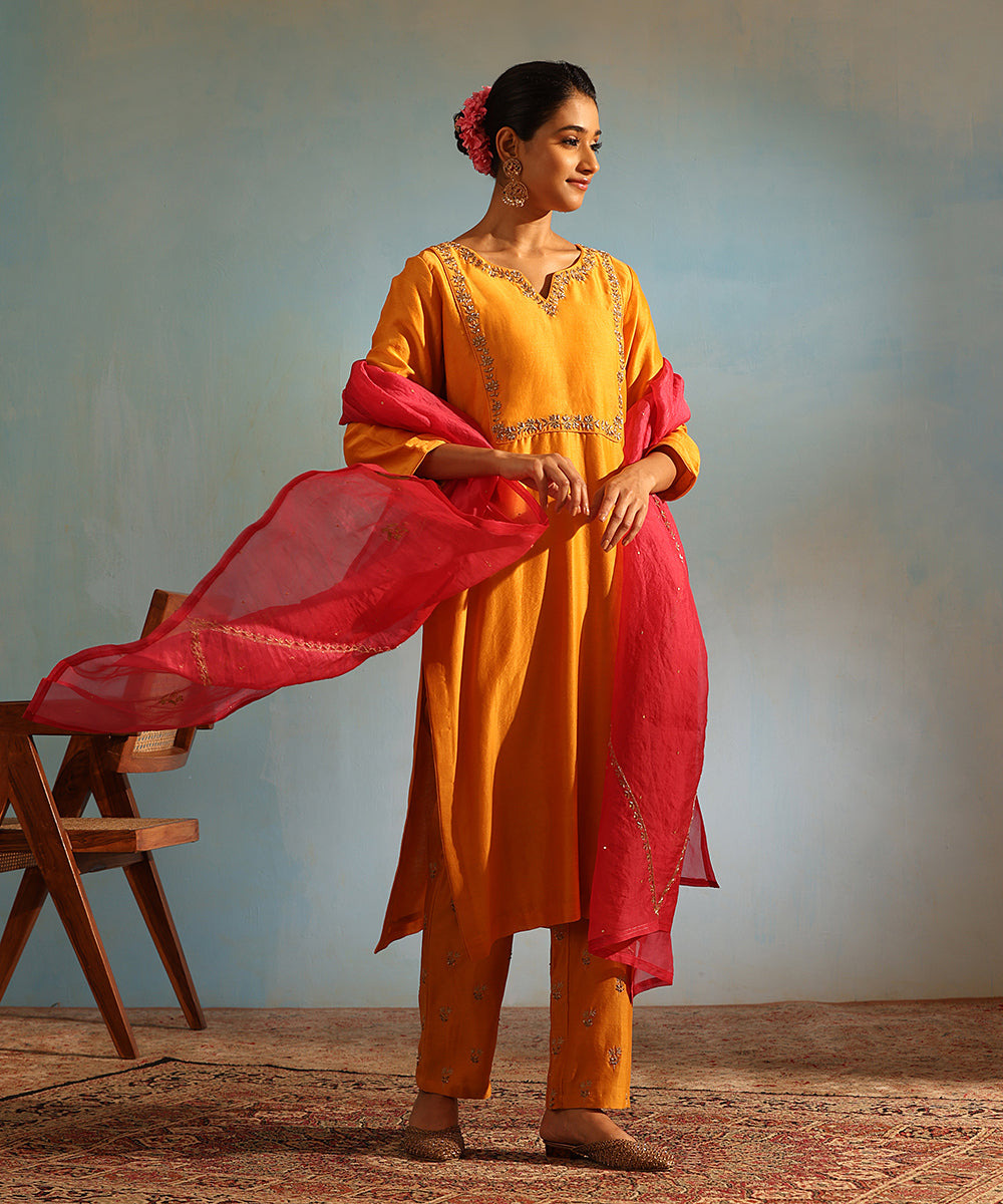 Yellow_Handloom_Chanderi_Silk_Kurta_With_Pants_And_Fuchsia_Pink_Embroidered_Dupatta_WeaverStory_02
