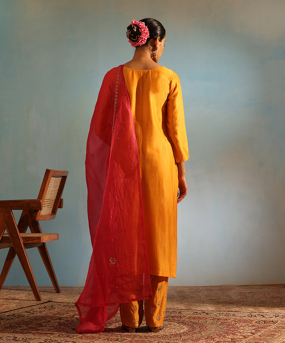 Yellow_Handloom_Chanderi_Silk_Kurta_With_Pants_And_Fuchsia_Pink_Embroidered_Dupatta_WeaverStory_03