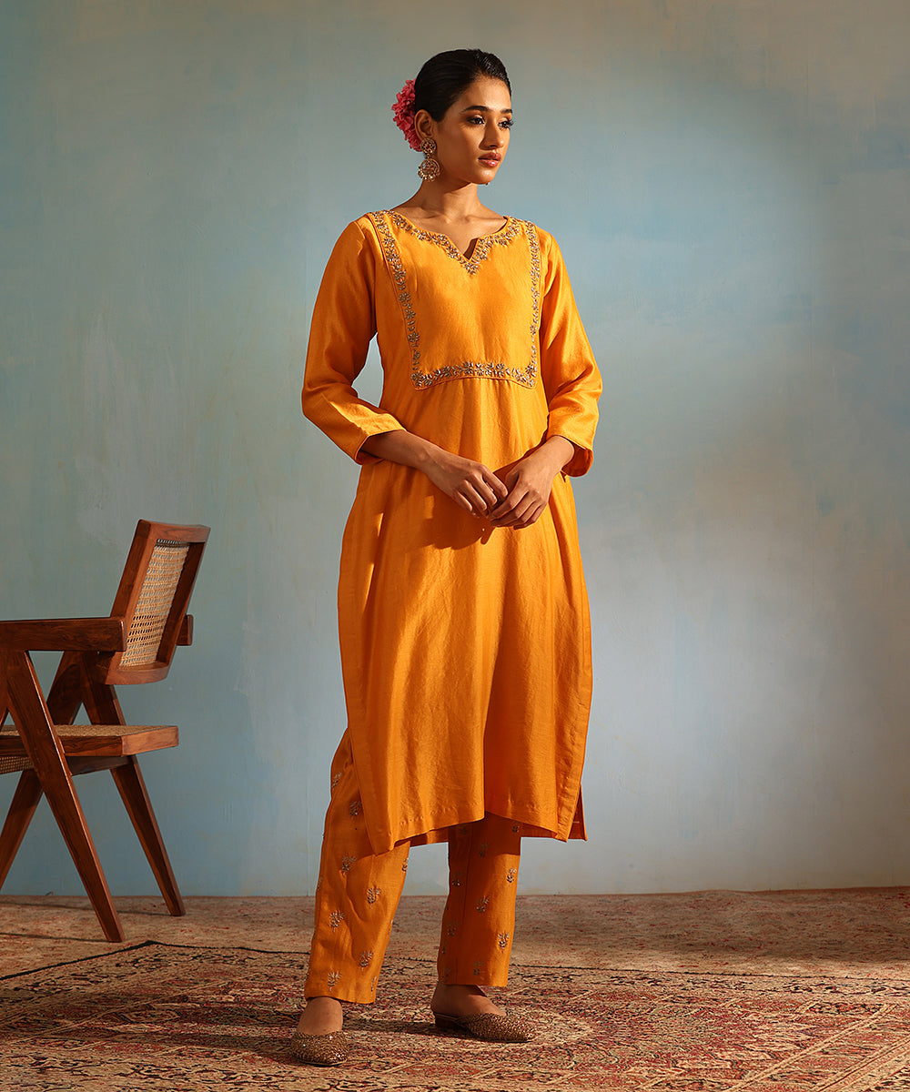 Yellow_Handloom_Chanderi_Silk_Kurta_With_Pants_And_Fuchsia_Pink_Embroidered_Dupatta_WeaverStory_04