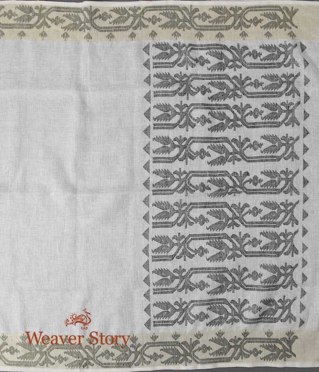 Hand_Woven_Linen_Jamdani_Saree_in_OffWhite_and_Black_WeaverStory_03