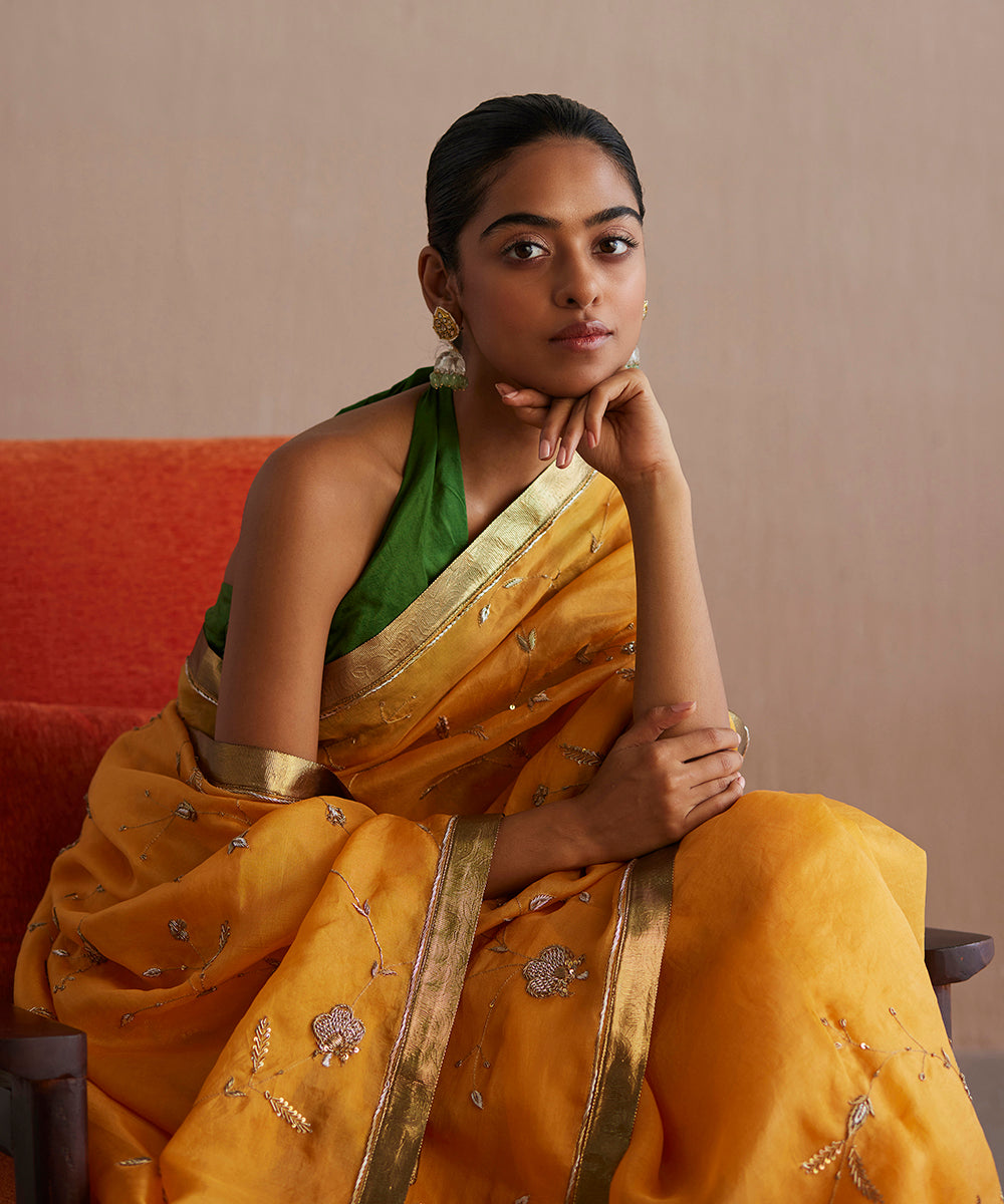 Handloom_Yellow_Organza_Saree_With_Embroidered_Zardozi_Floral_Jaal_WeaverStory_01