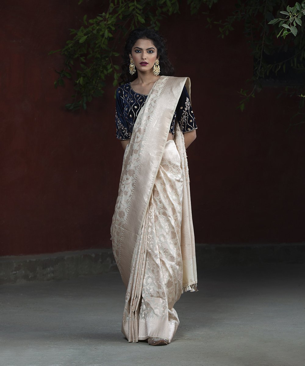 Offwhite_Handloom_Cutwork_Katan_Silk_Banarasi_Saree_with_Jangla_WeaverStory_02