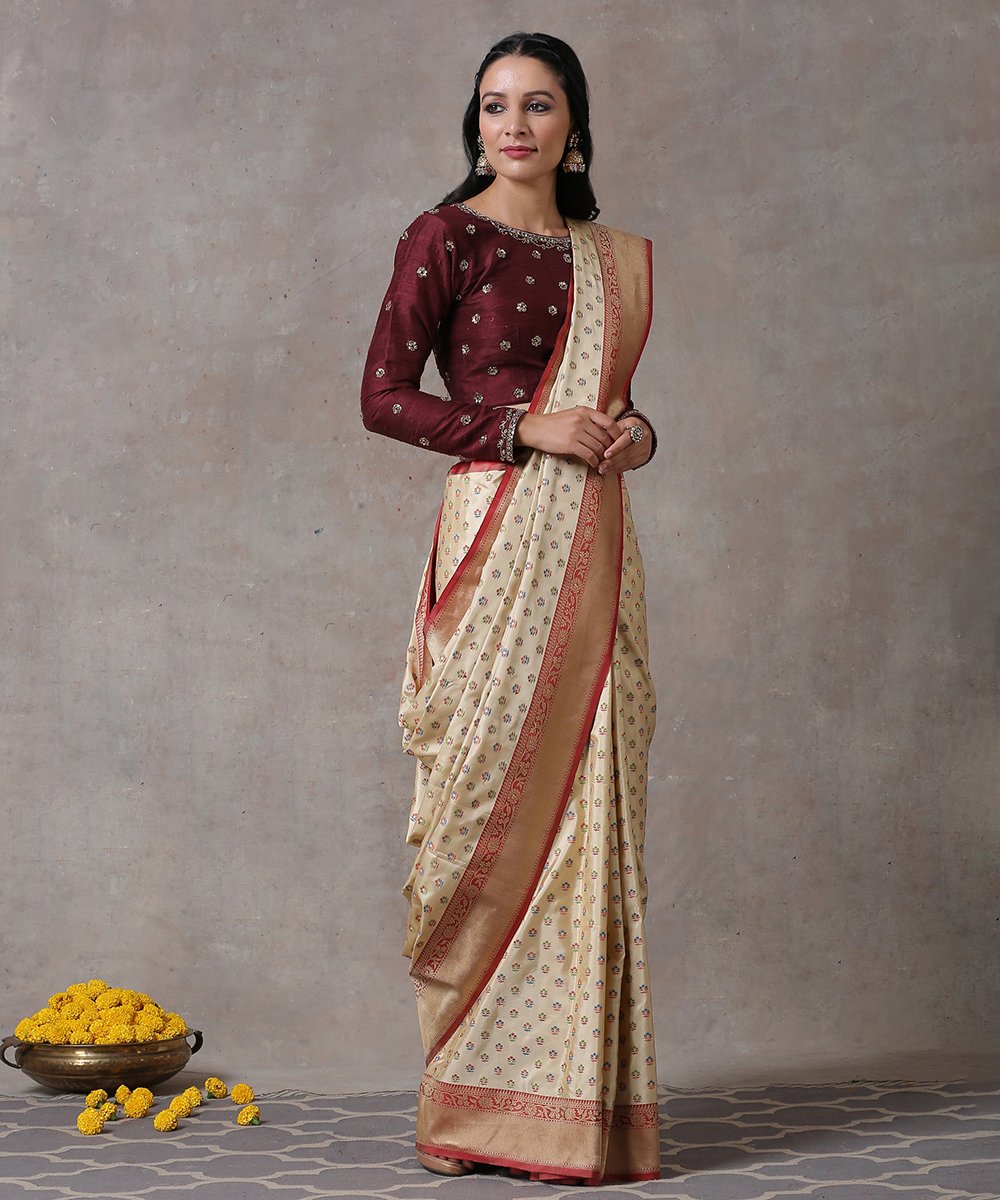 Offwhite_Handloom_Pure_Katan_Silk_Banarasi_Saree_With_Meenakari_Boota_and_Rust_Kadhiyal_Border_WeaverStory_02