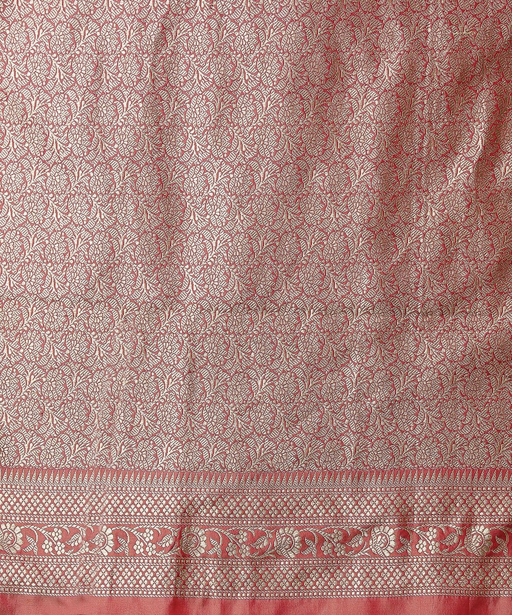 Offwhite_Handloom_Pure_Katan_Silk_Banarasi_Saree_With_Meenakari_Boota_and_Rust_Kadhiyal_Border_WeaverStory_05