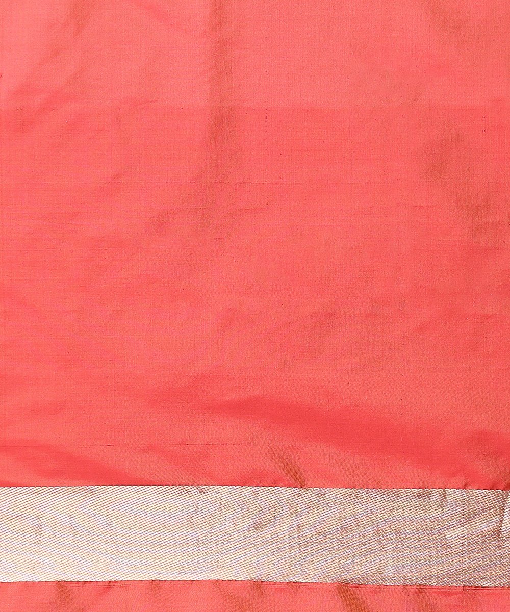 Orange_Handloom_Pure_Katan_Silk_Plain_Banarasi_Saree_With_Red_Border_WeaverStory_05