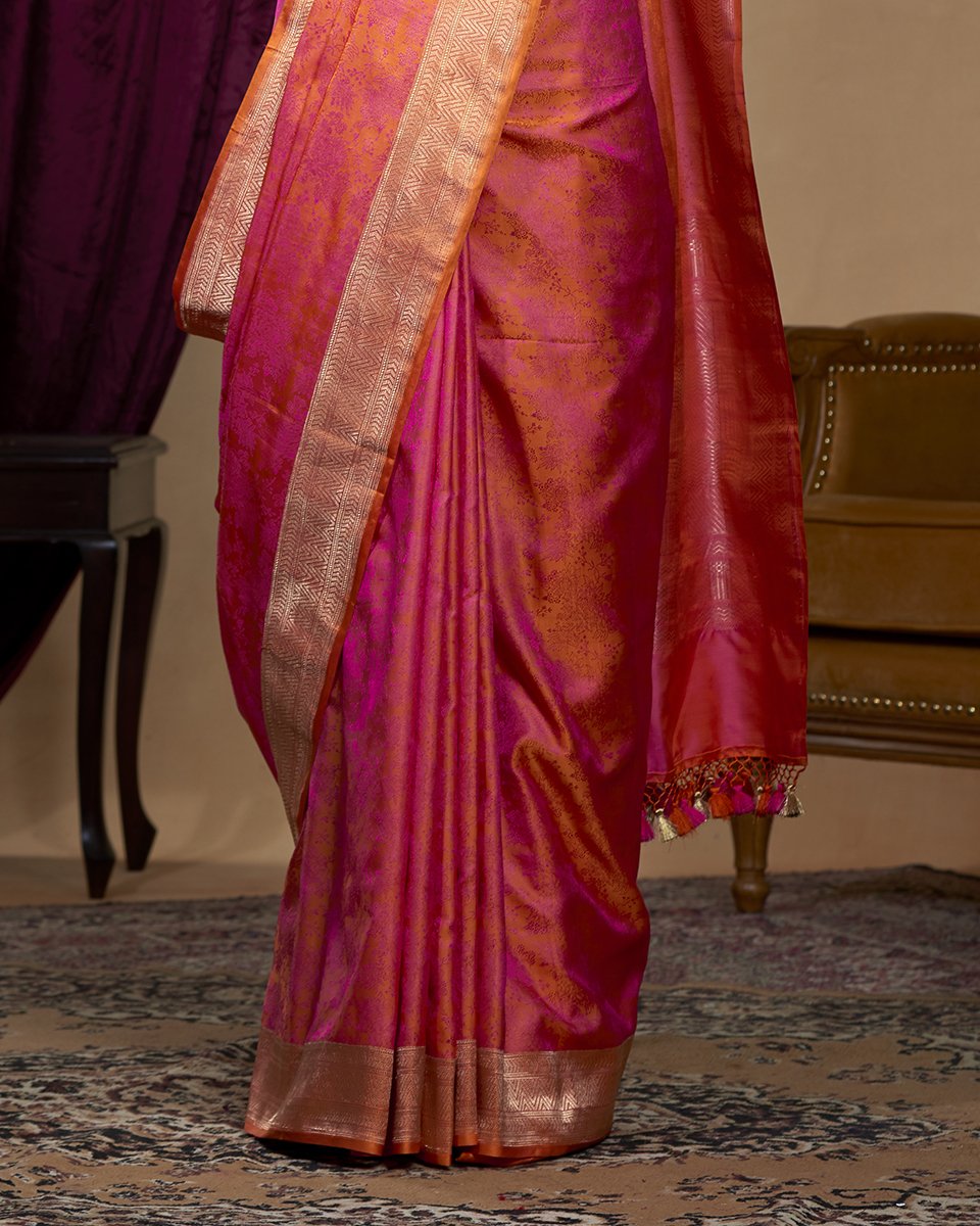 Orange_Handloom_Pure_Katan_Silk_Tanchoi_Banarasi_Saree_With_Pink_Intricate_Jaal_WeaverStory_04