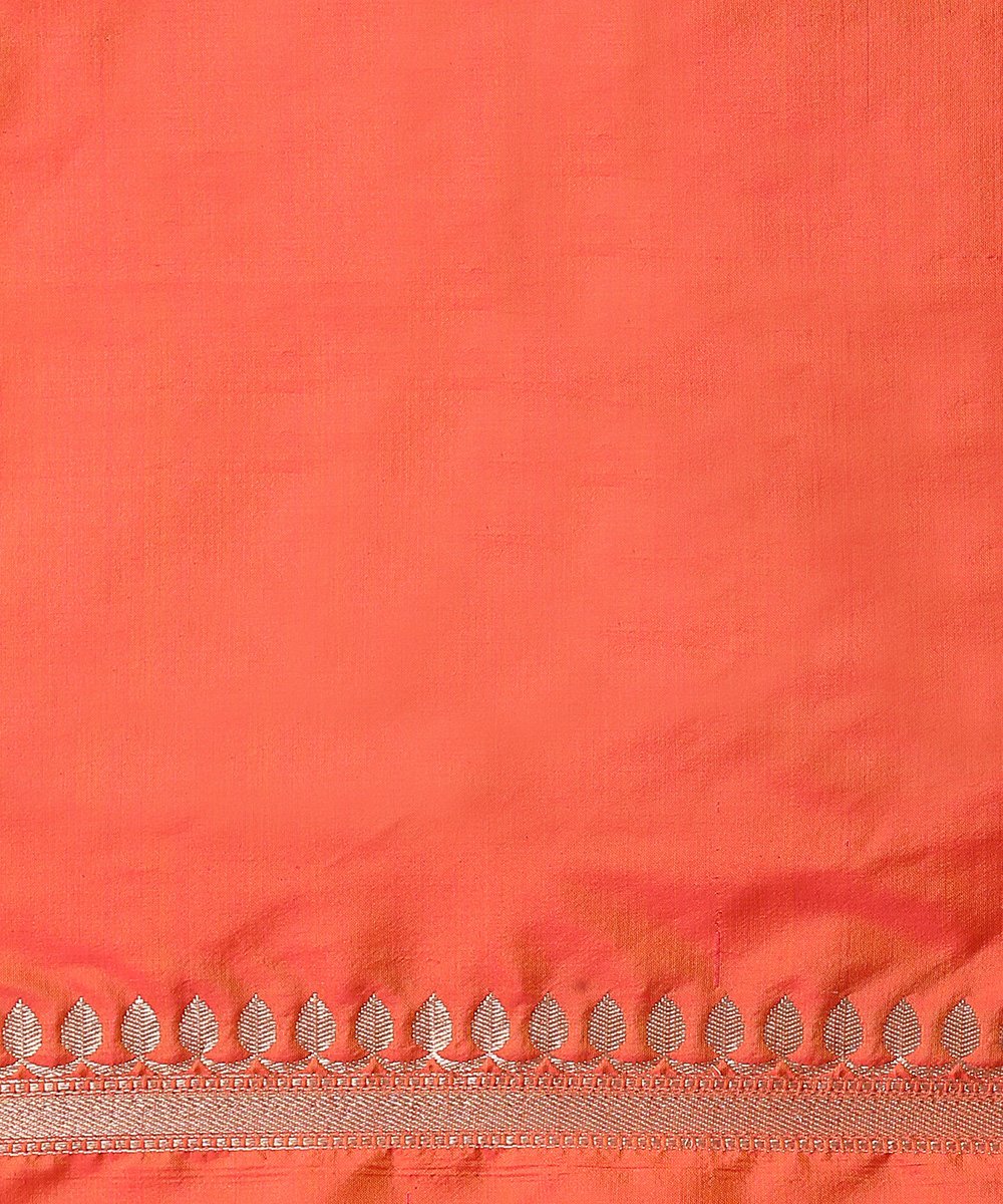Orange_Handloom_Pure_Katan_Silk_Tanchoi_Banarasi_Saree_With_Red_Satin_Border_WeaverStory_05