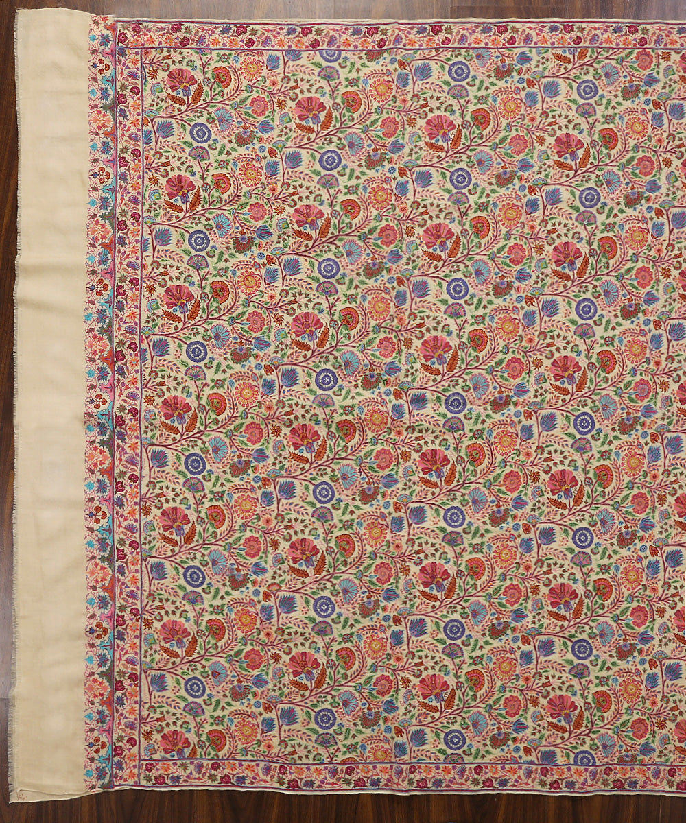 Handwoven_Beige_Kalamkari_Pure_Pashmina_Shawl_With_Kashidakari_And_Sozni_Work_WeaverStory_02