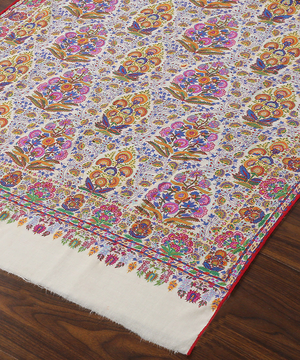 White_Handwoven_Kalamkari_Pure_Pashmina_Shawl_With_Kashidakari_And_Paper_Mache_Work_WeaverStory_03