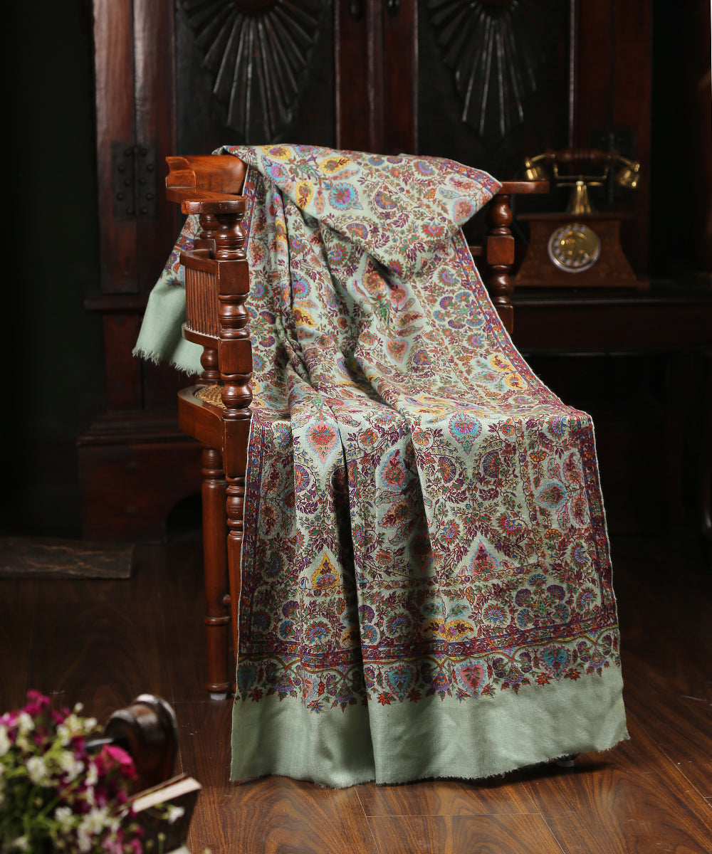 Handwoven_Pastel_Green_Kalamkari_Pure_Pashmina_Shawl_With_Kashidakari_And_Paper_Mache_Work_WeaverStory_01
