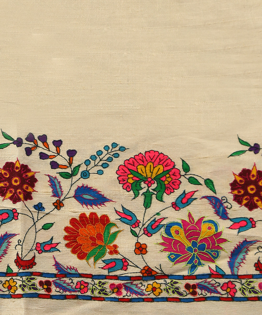 White_Raw_Silk_Hand_Embroidered_Blouse_Fabric_With_Kalamkari_And_Sozni_Kari_WeaverStory_04