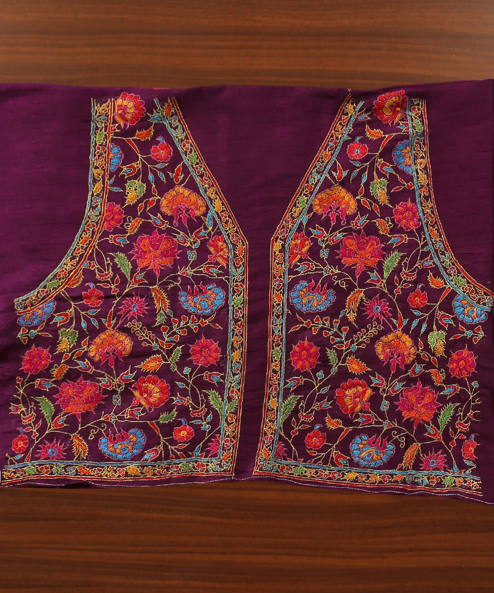 Purple_Raw_Silk_Blouse_Fabric_With_Kalamkari_And_Sozni_Kari_WeaverStory_02