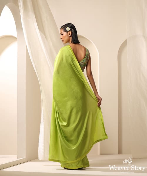 Lime_Green_Pre-stitched_Side_Slit_Pure_Silk_Saree_With_Satin_Edges_WeaverStory_03