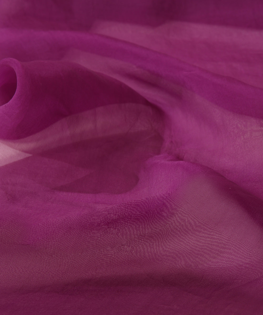 Purple_Pure_Organza_Saree_With_Satin_Edges_WeaverStory_04