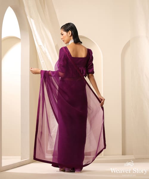 Purple_Organza_Saree_With_Tonal_Plain_Silk_Blouse_WeaverStory_04
