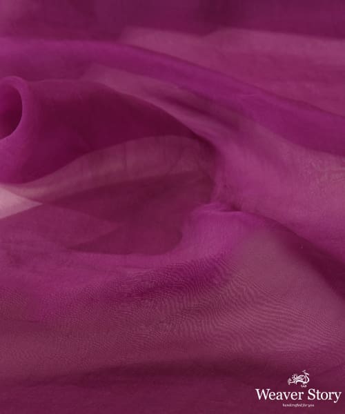 Purple_Organza_Saree_With_Tonal_Plain_Silk_Blouse_WeaverStory_05