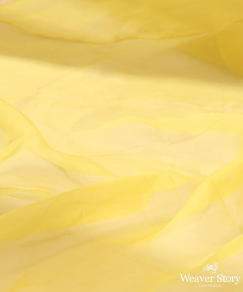 Yellow_Organza_Saree_With_Contrast_Lavender_Tie-up_Silk_Blouse_WeaverStory_05