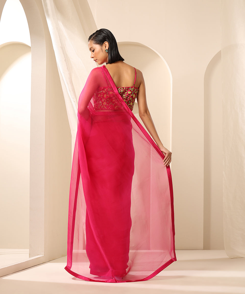 Magenta_Pure_Organza_Saree_With_Satin_Edges_WeaverStory_03