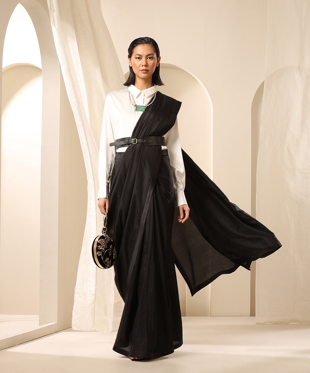 Black_Pure_Silk_Saree_With_Satin_Edges_WeaverStory_03