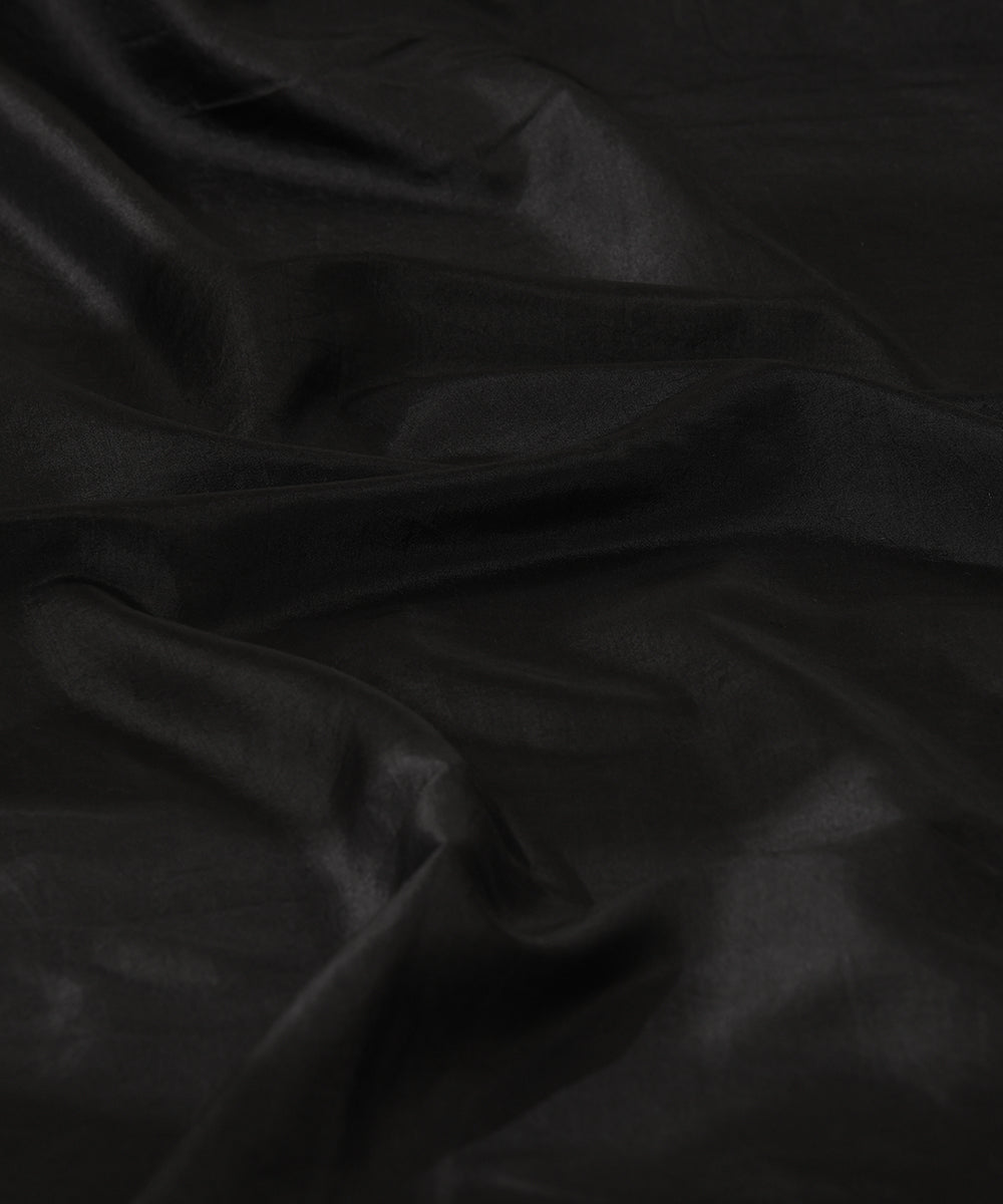 Black_Pure_Silk_Saree_With_Satin_Edges_WeaverStory_05