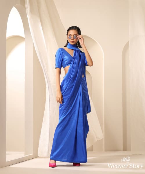 Royal_Blue_Pure_Silk_Saree_Paired_With_Plain_Silk_Tonal_blouse_WeaverStory_01