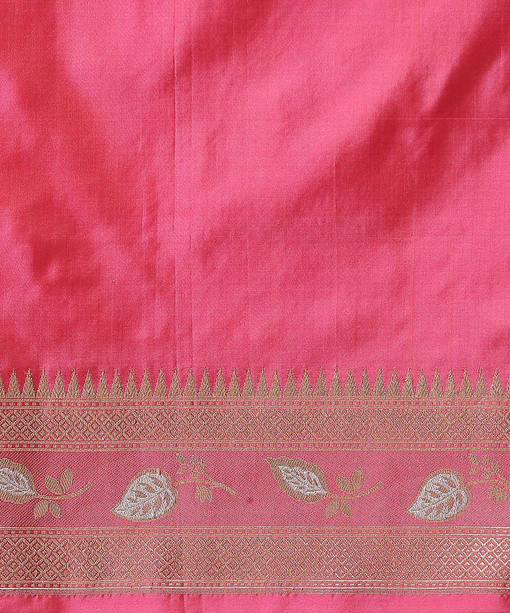 Peach_Handloom_Pure_Katan_Silk_Banarasi_Saree_with_Jangla_Design_WeaverStory_05