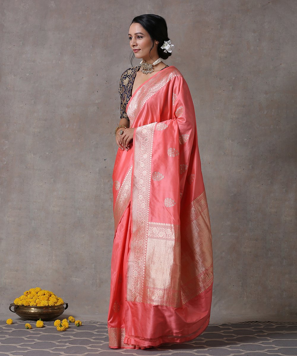 Peach_Handloom_Pure_Katan_Silk_Kadhwa_Booti_Banarasi_Saree_With_Floral_Border_And_Badla_Meenakari_WeaverStory_02