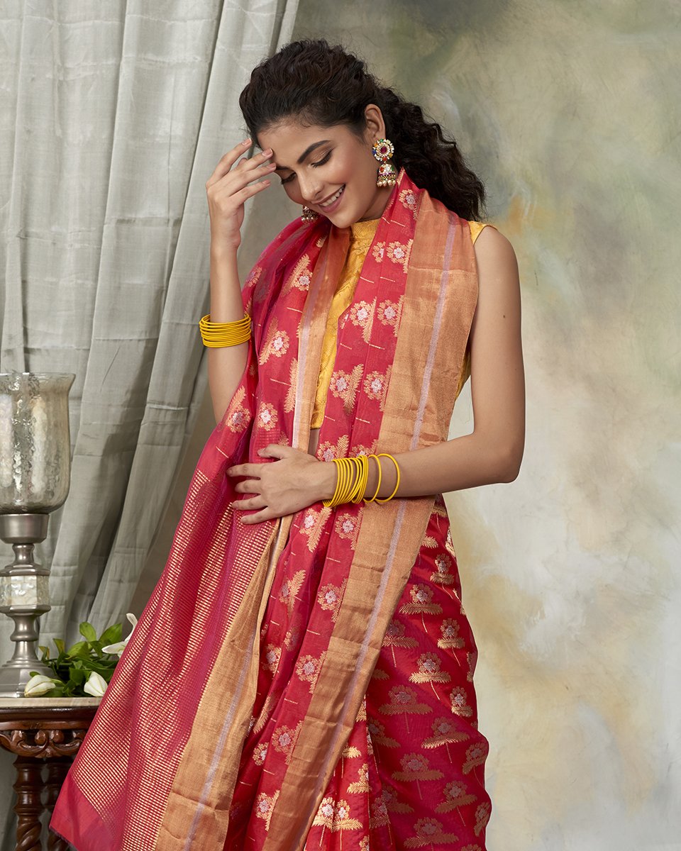 Pink_Handloom_Chanderi_Silk_Saree_with_Sunflower_Motifs_woven_all_over_WeaverStory_01