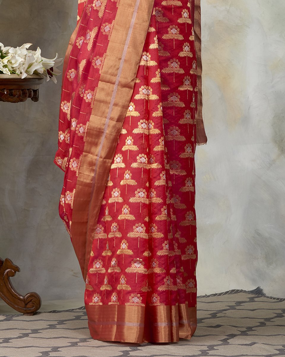 Pink_Handloom_Chanderi_Silk_Saree_with_Sunflower_Motifs_woven_all_over_WeaverStory_04