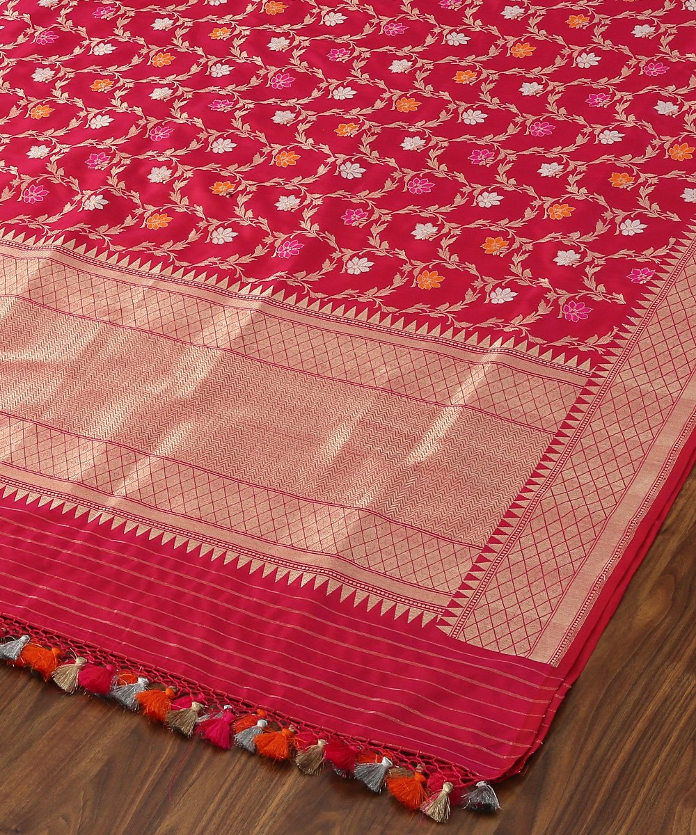 Pink_Pure_Katan_Silk_Handloom_Kadhwa_Jangla_Banarasi_Dupatta_with_Meenakari_WeaverStory_04
