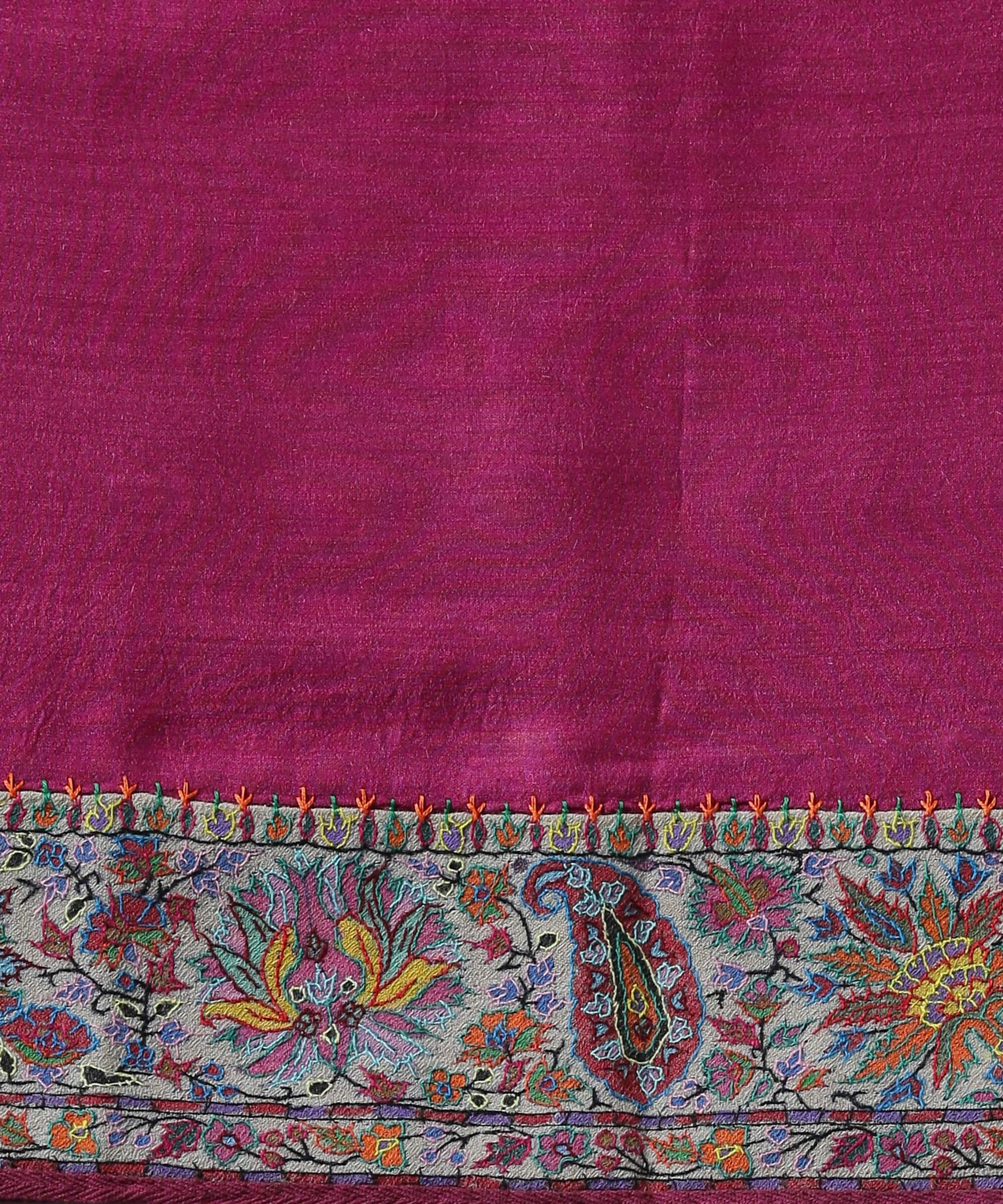 Plum_Handloom_Pure_Moonga_Silk_Saree_with_Hand_Appliqued_Sozni_Needle_Work_Border_WeaverStory_05