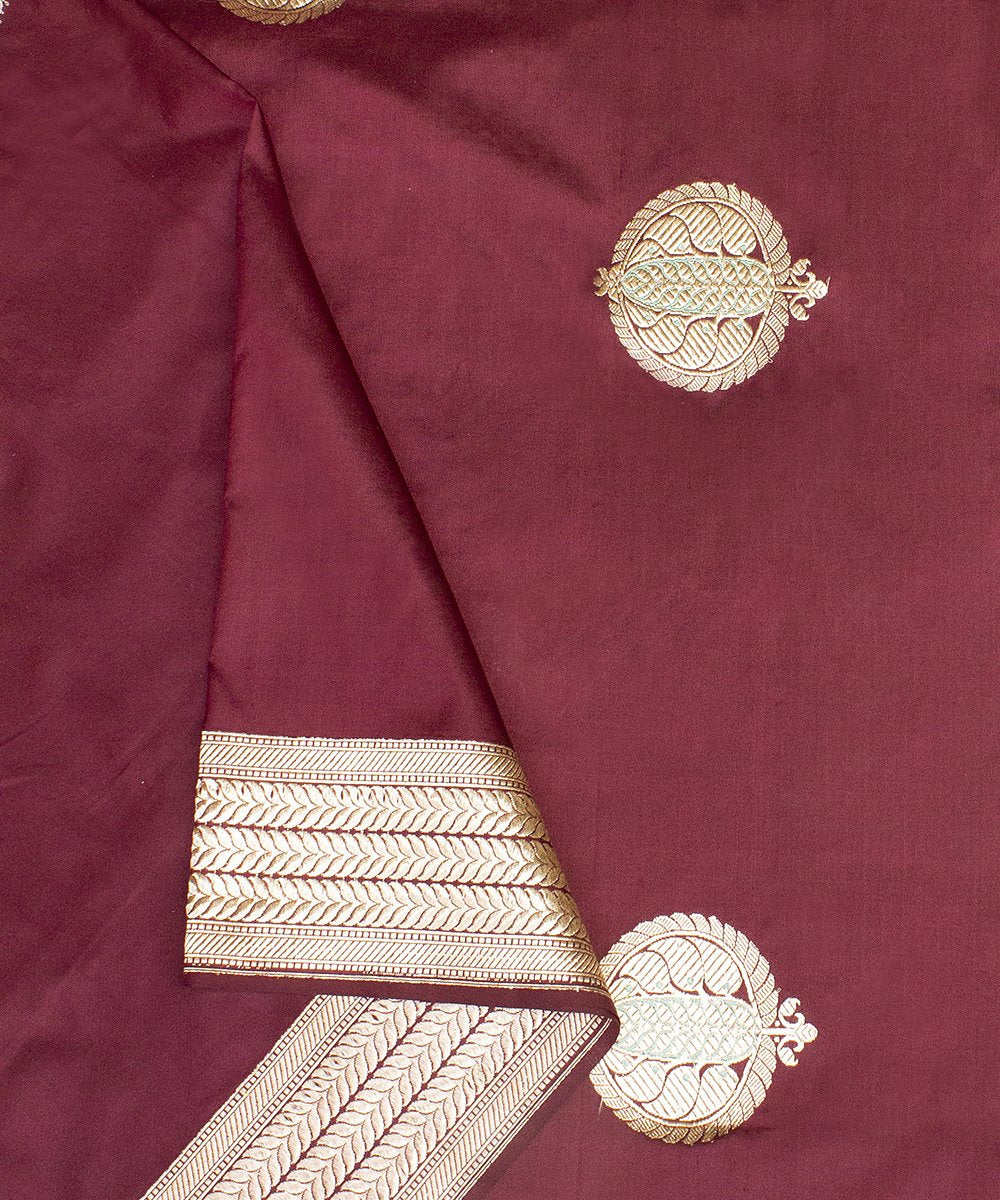 Maroon_Handloom_Pure_Katan_Silk_Anaar_Boota_Banarasi_Dupatta_WeaverStory_05