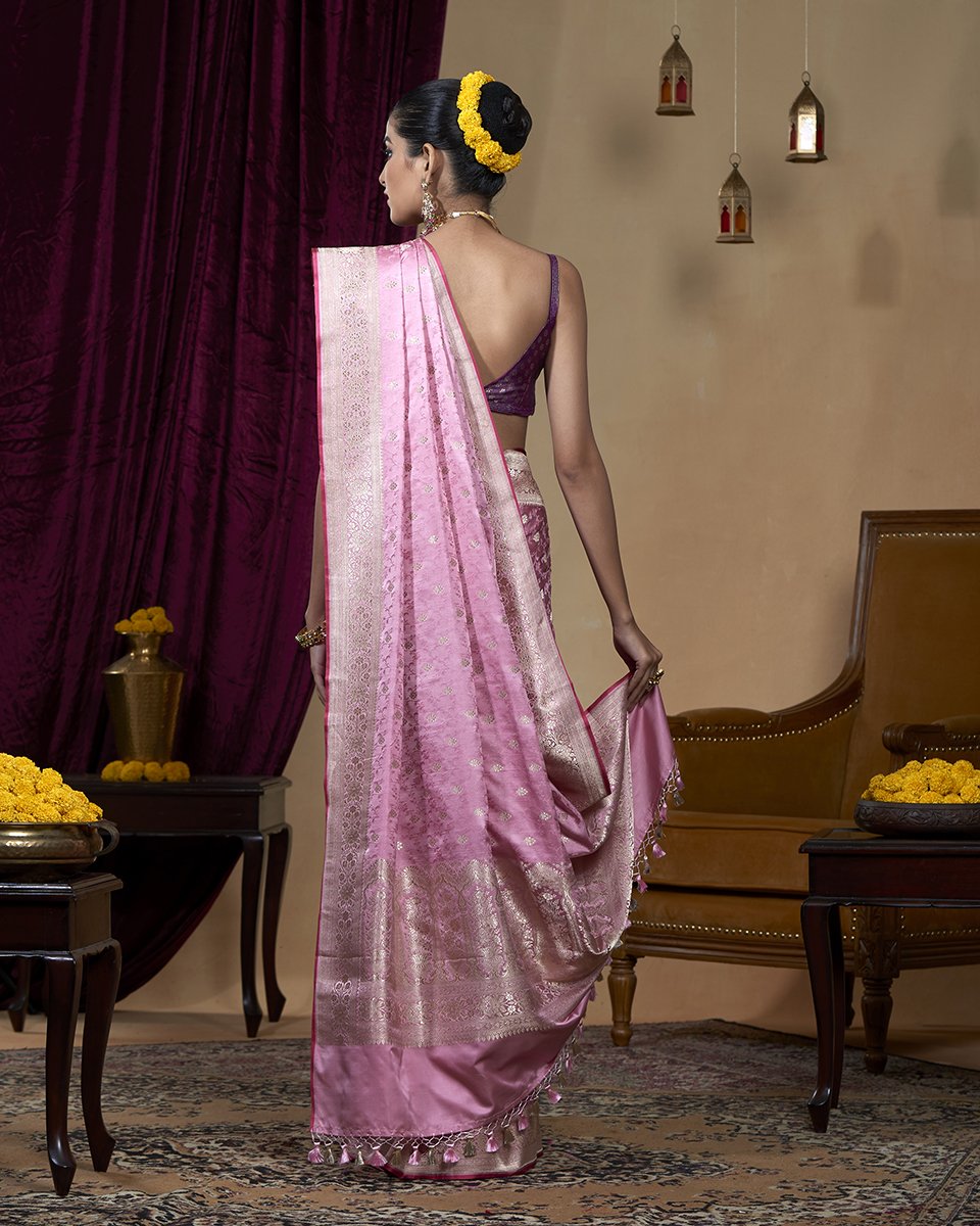 Pink_Handloom_Pure_Katan_Silk_Tanchoi_Banarasi_Saree_with_Zari_Booti_WeaverStory_03