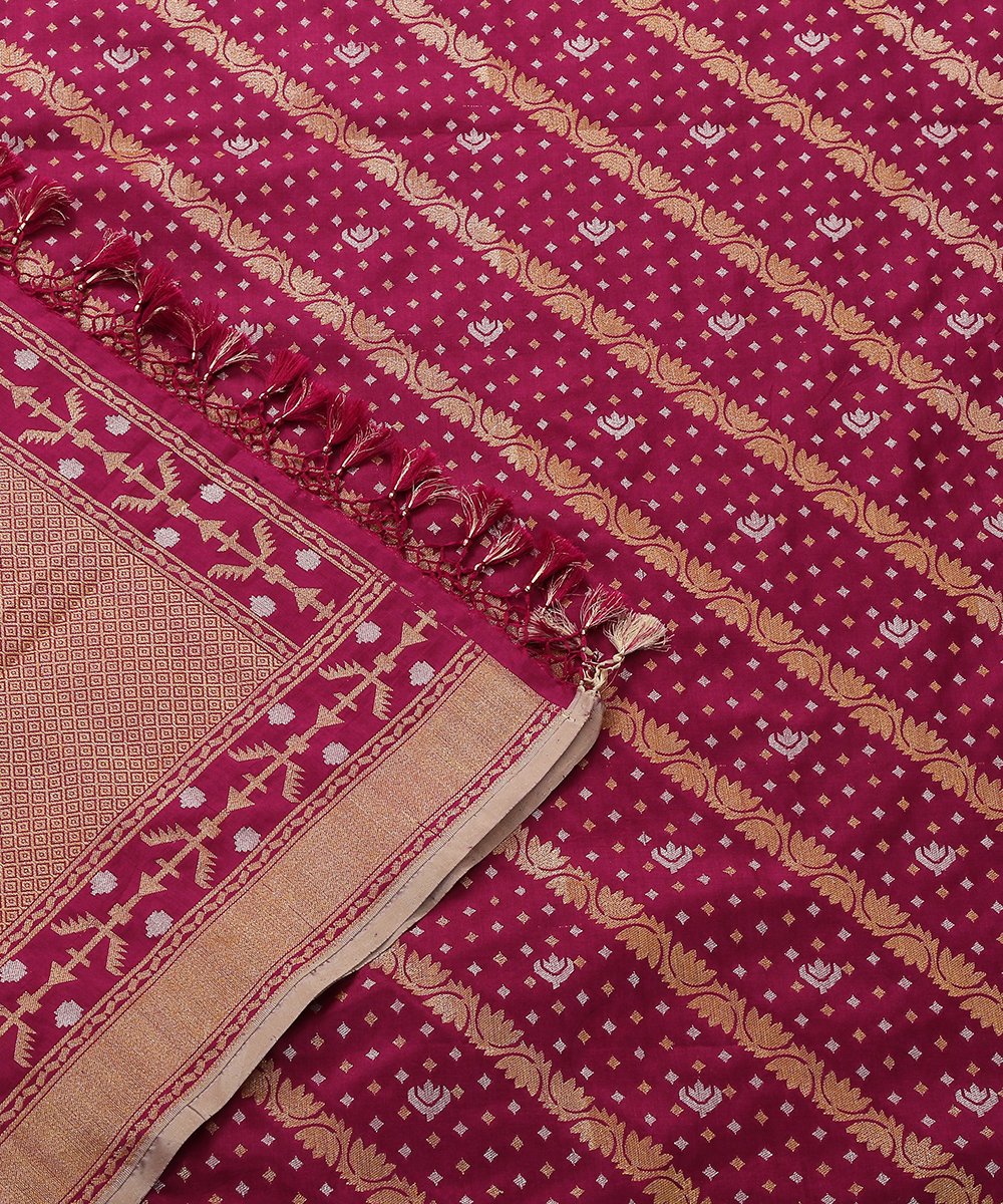 Plum_Handloom_Aada_Jaal_Pure_Katan_Silk_Cutwork_Jamdani_Weave_Banarasi_Dupatta_WeaverStory_05