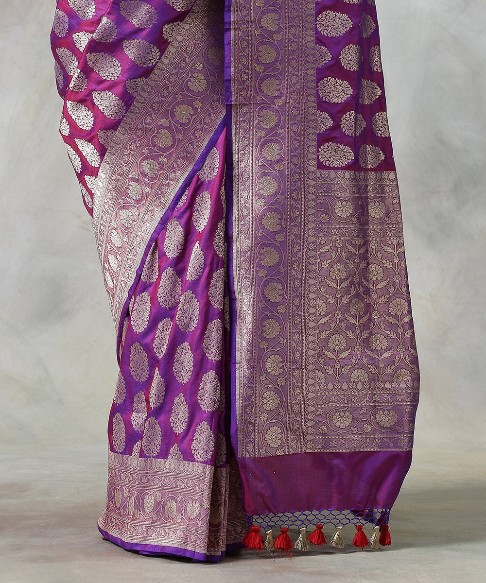 Purple_Handloom_Banarasi_Saree_With_Mughal_Booti_WeaverStory_04