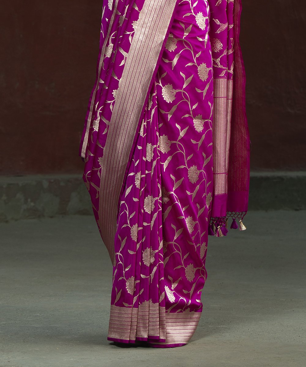 Purple_Handloom_Cutwork_Katan_Silk_Banarasi_Saree_with_Jaal_WeaverStory_04