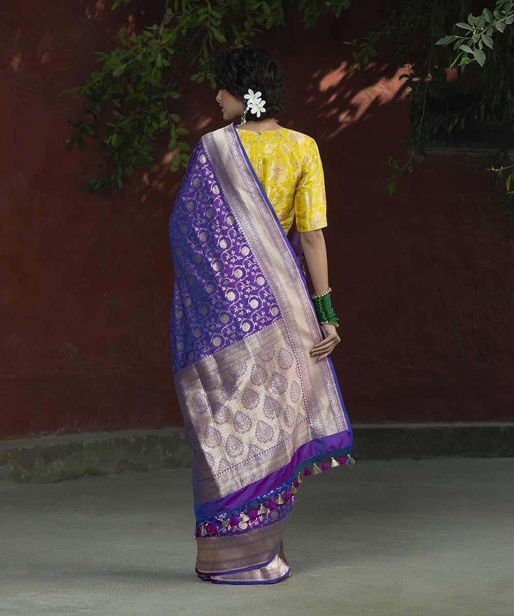 Purple_Handloom_Dual_Tone_Cutwork_Katan_Silk_Banarasi_Saree_and_Jangla_Design_WeaverStory_03