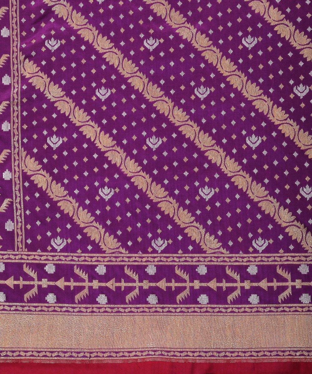 Purple_Handloom_Pure_Katan_Silk_Aada_Jaal_Jamdani_Banarasi_Dupatta_WeaverStory_03