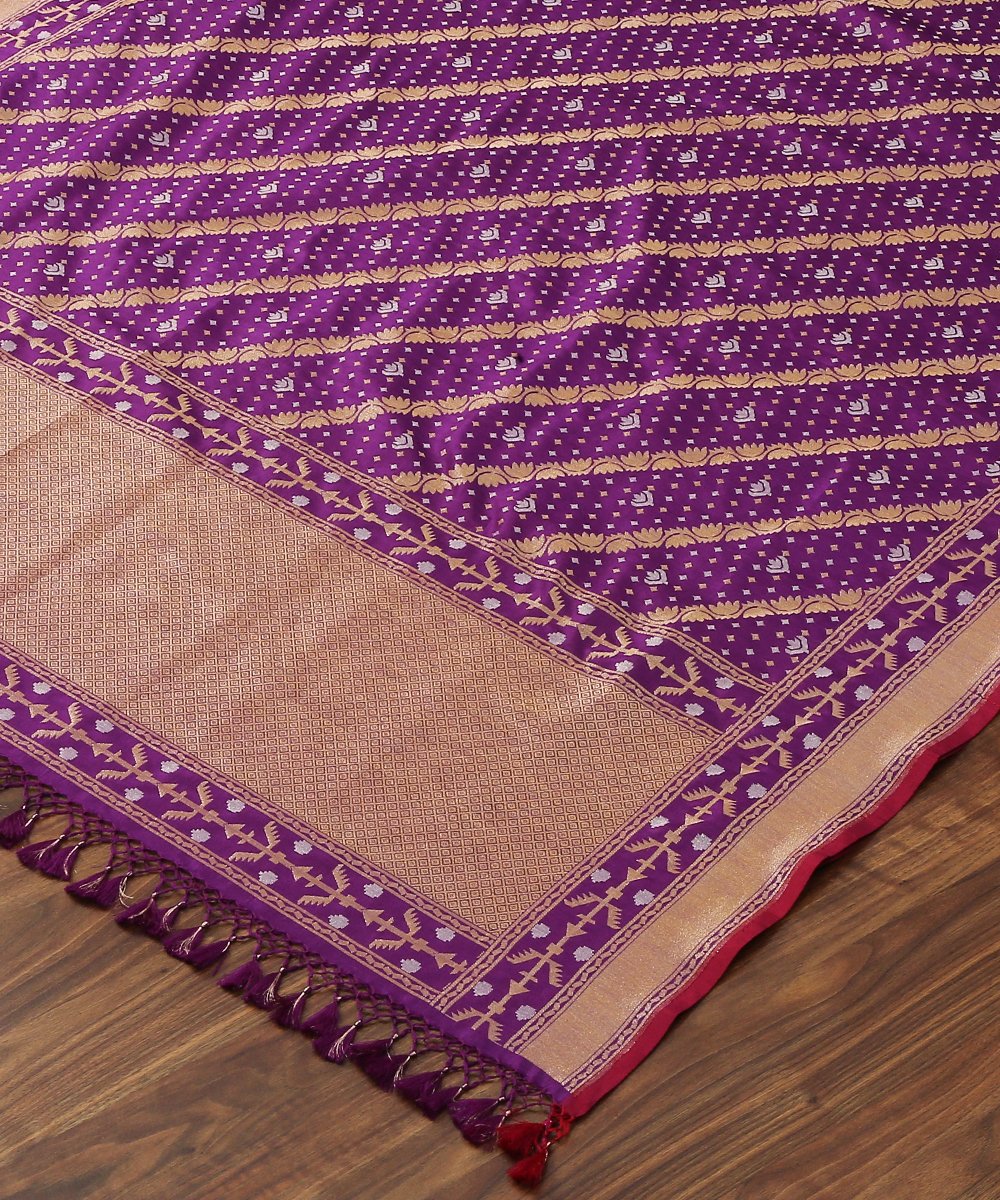 Purple_Handloom_Pure_Katan_Silk_Aada_Jaal_Jamdani_Banarasi_Dupatta_WeaverStory_04