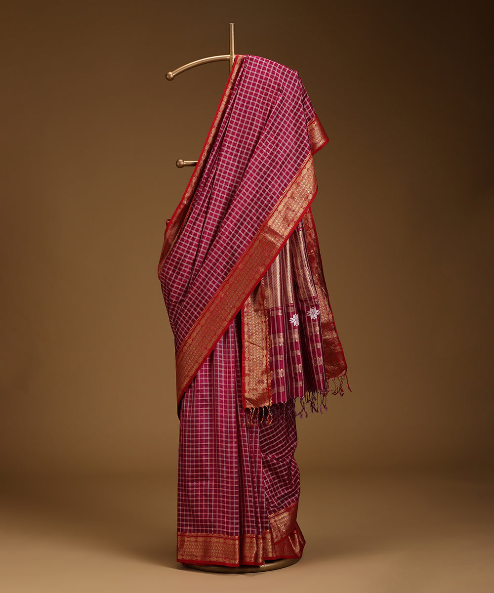 Purple_And_Pink_Checks_Saree_With_Red_Border_And_Zari_Konia_WeaverStory_01