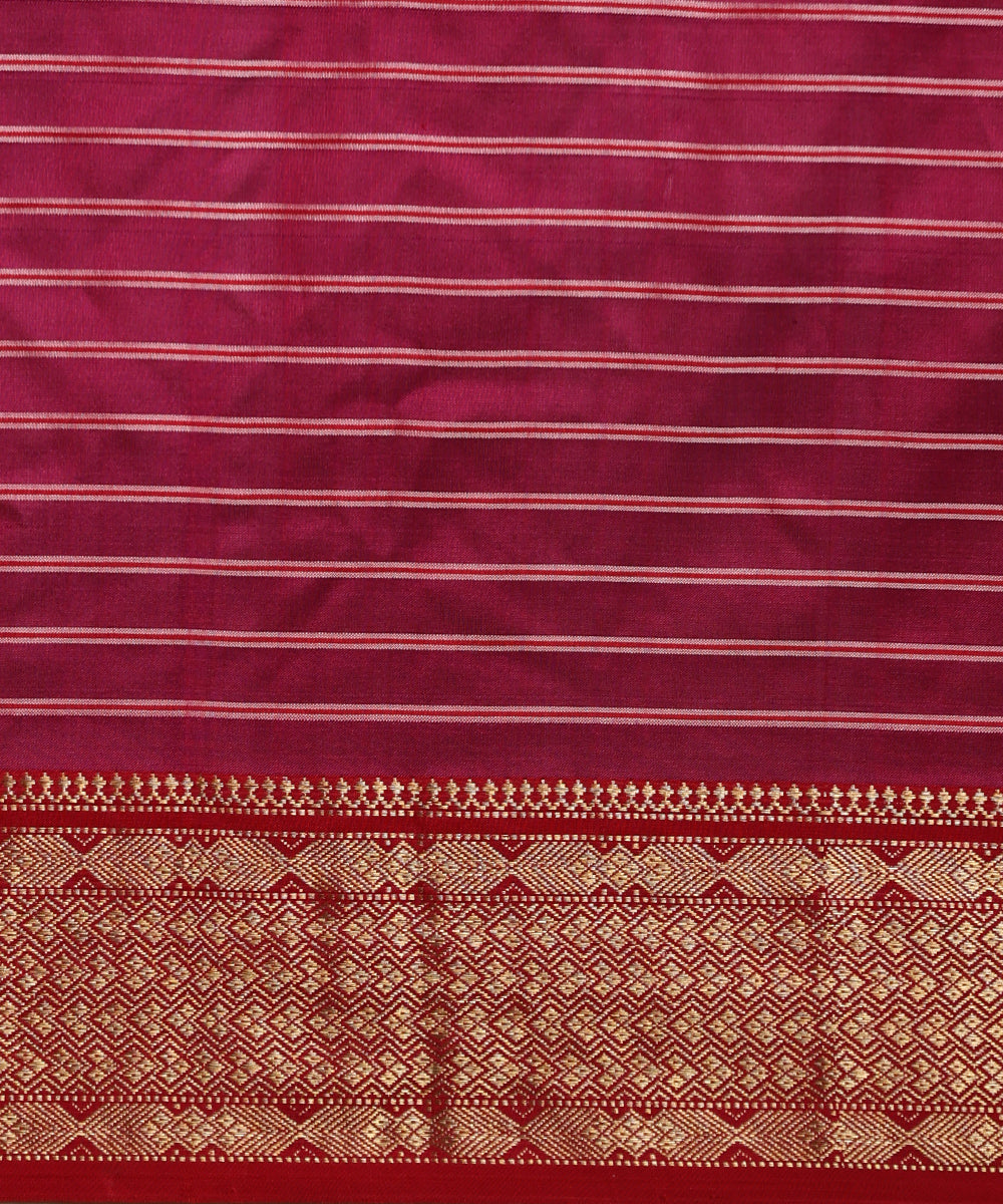 Purple_And_Pink_Checks_Saree_With_Red_Border_And_Zari_Konia_WeaverStory_06
