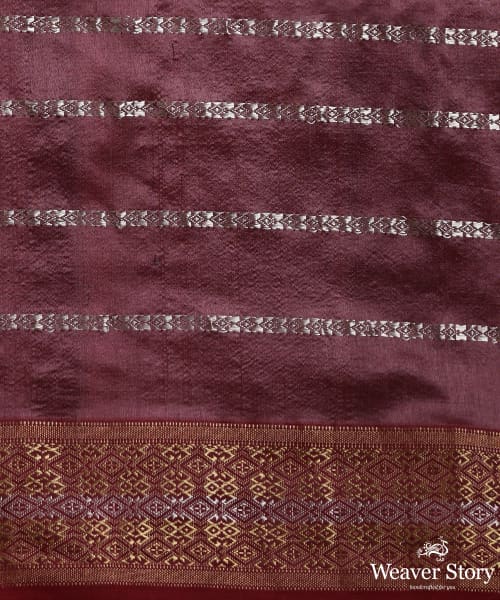 Mauve_Pure_Mulberry_Silk_Saree_With_Silver_And_Gold_Stripes_With_Stars_And_Zari_Border_WeaverStory_06