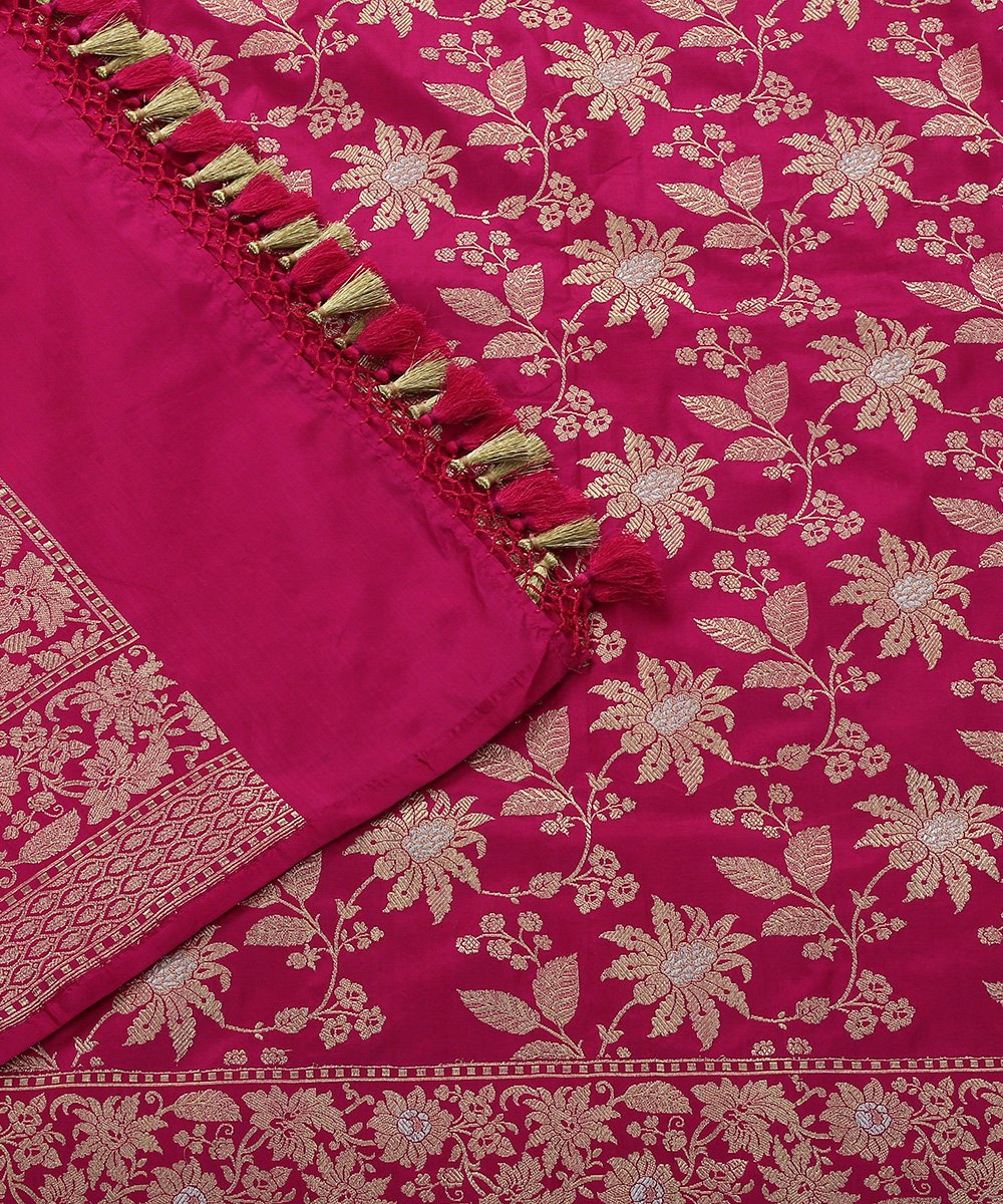 Rani_Pink_Handloom_Pure_Katan_Silk_Kadhwa_Jangla_Banarasi_Dupatta_WeaverStory_05