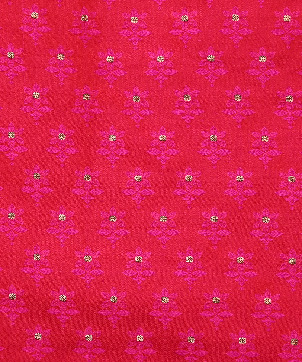 Rani_Pink_Handloom_Zari_Booti_Tanchoi_Pure_Katan_Silk_Banarasi_Fabric_WeaverStory_03