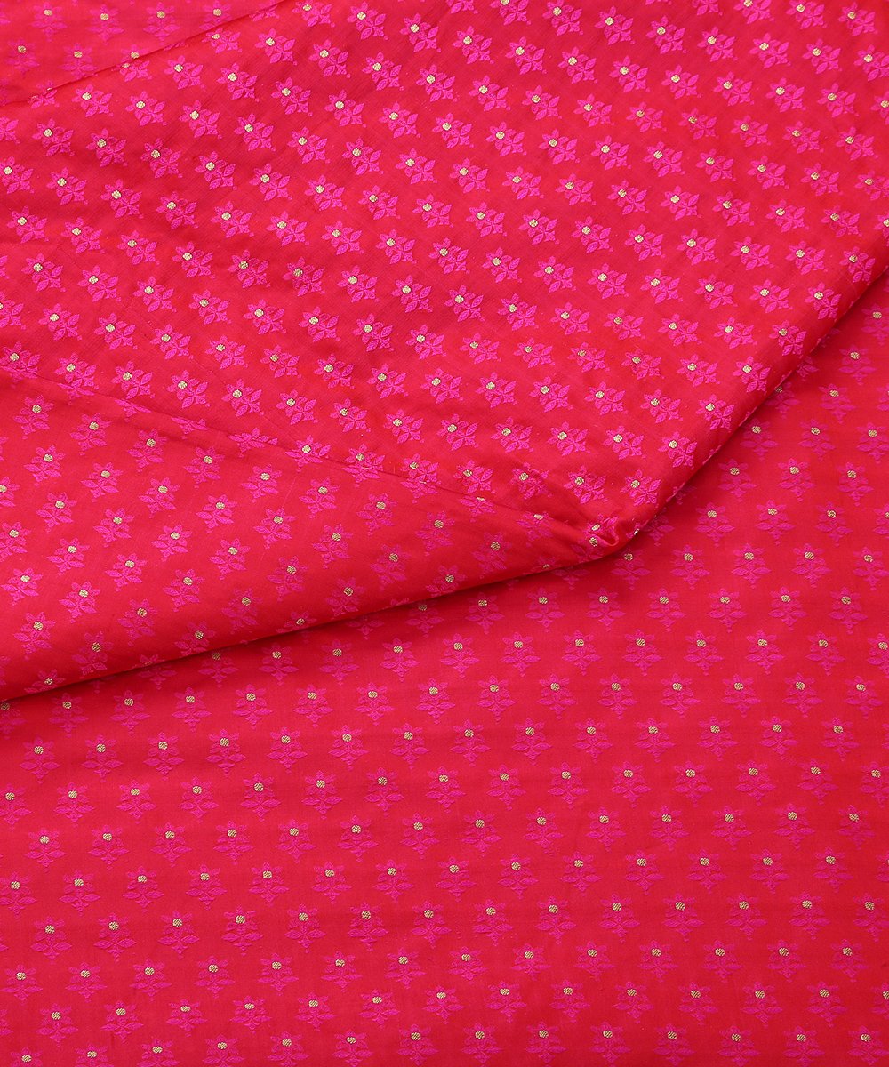 Rani_Pink_Handloom_Zari_Booti_Tanchoi_Pure_Katan_Silk_Banarasi_Fabric_WeaverStory_04